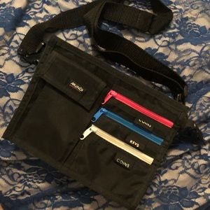 Nylon sporty crossbody bag